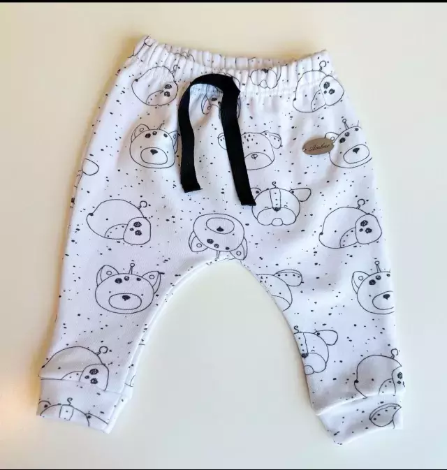 CONJUNTO DE LA CAMPERA B Y N (PANTALON) – Pañalera Belyan